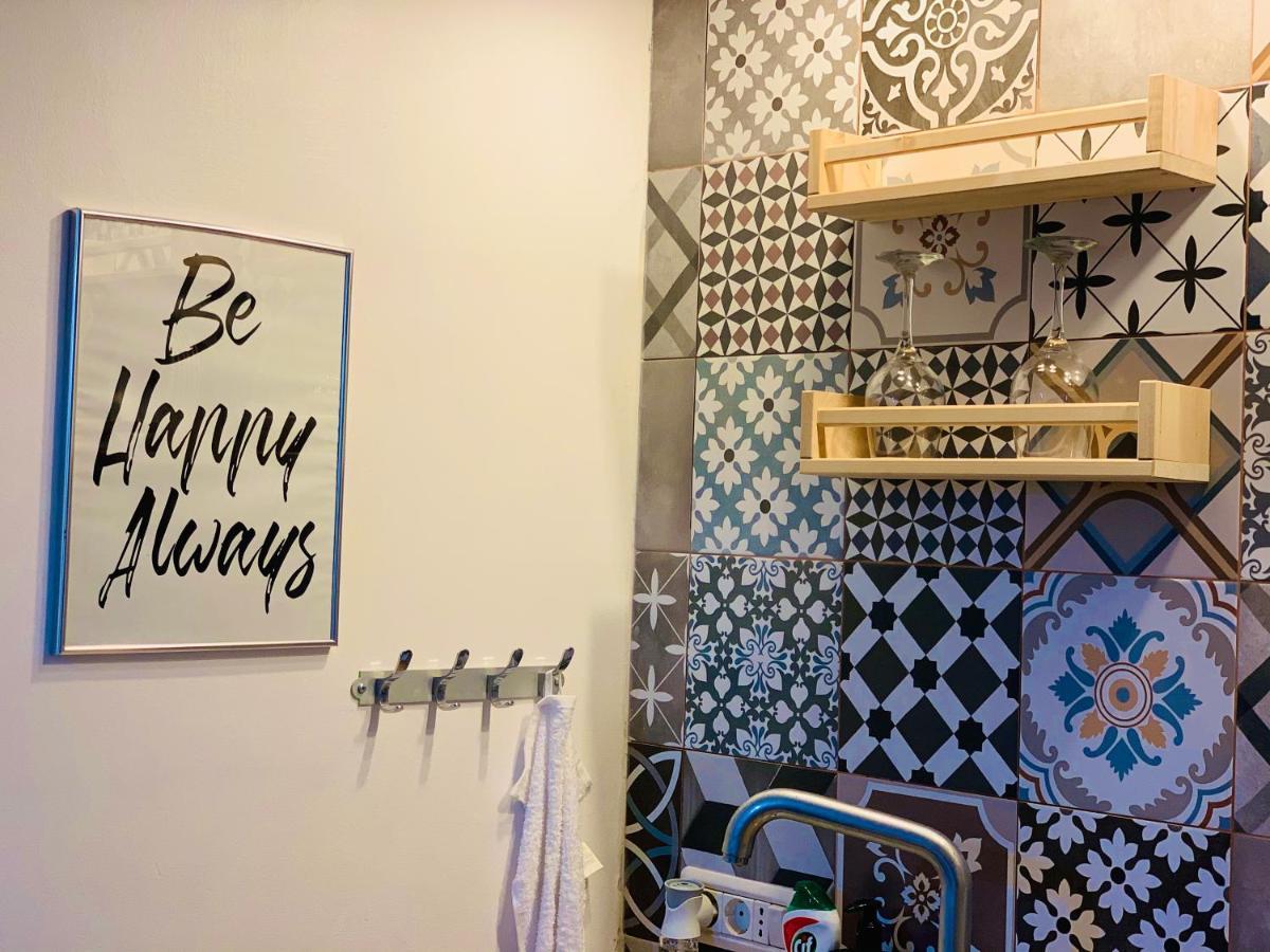 Private Place To Stay Self Check In-Nonstop- Netflix-Wifi Ρέσιτσα Εξωτερικό φωτογραφία