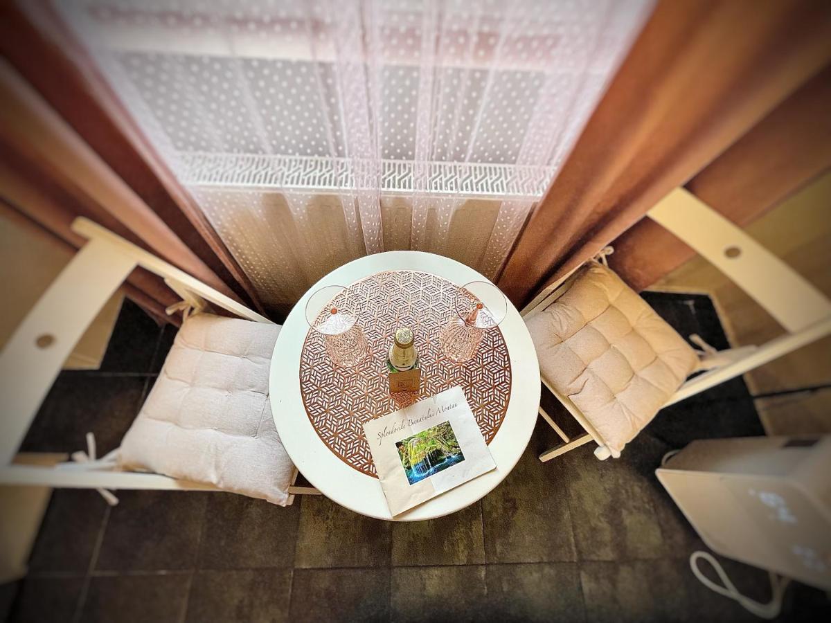 Private Place To Stay Self Check In-Nonstop- Netflix-Wifi Ρέσιτσα Εξωτερικό φωτογραφία